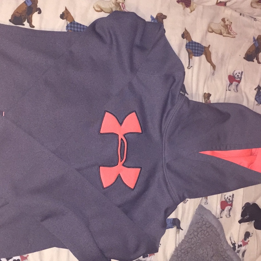 A kids youth large underarm sweatshirt.
